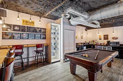 Niche Auto Detailing  Customization Studio with Strong Online Presence