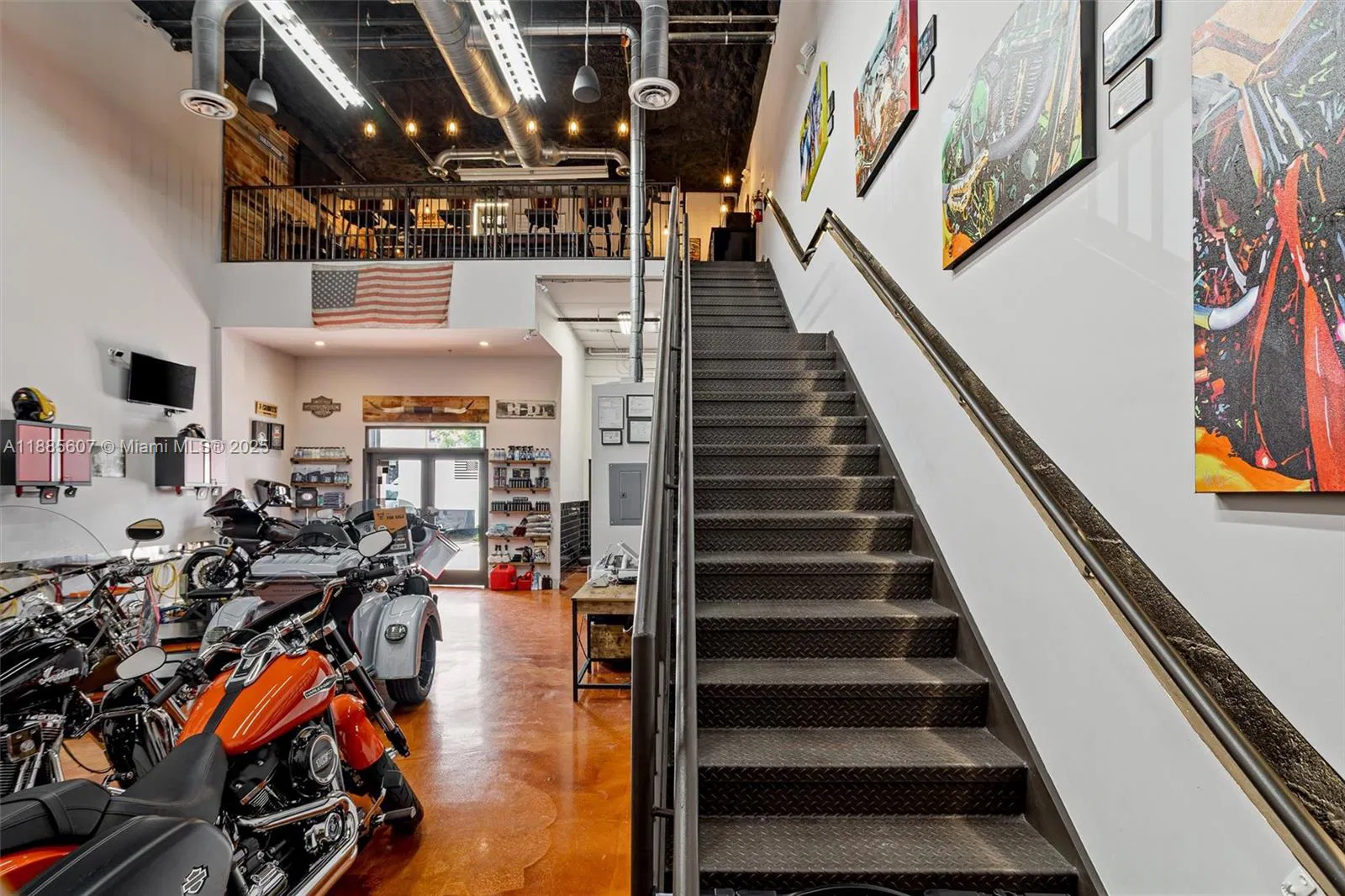 Niche Auto Detailing  Customization Studio with Strong Online Presence