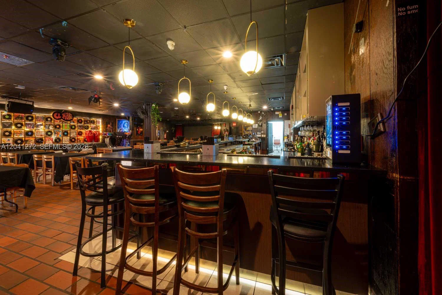Premier Latin Entertainment Venue with Loyal Clientele