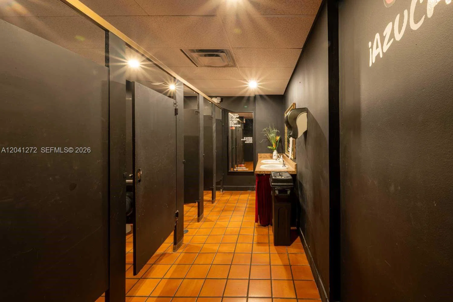 Premier Latin Entertainment Venue with Loyal Clientele