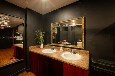 Premier Latin Entertainment Venue with Loyal Clientele