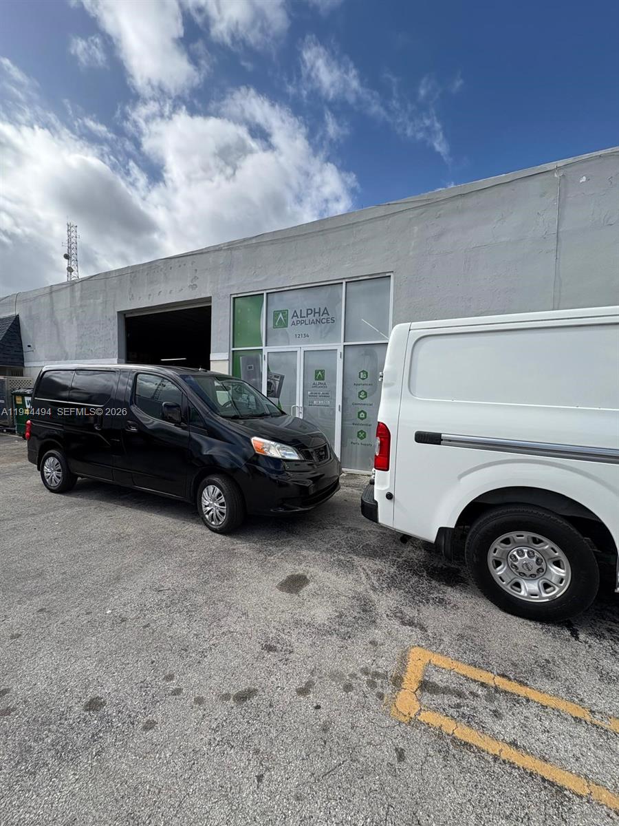 Turnkey Appliance Retailer with Established Supplier Relationships