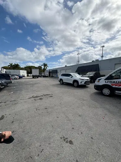 Turnkey Appliance Retailer with Established Supplier Relationships