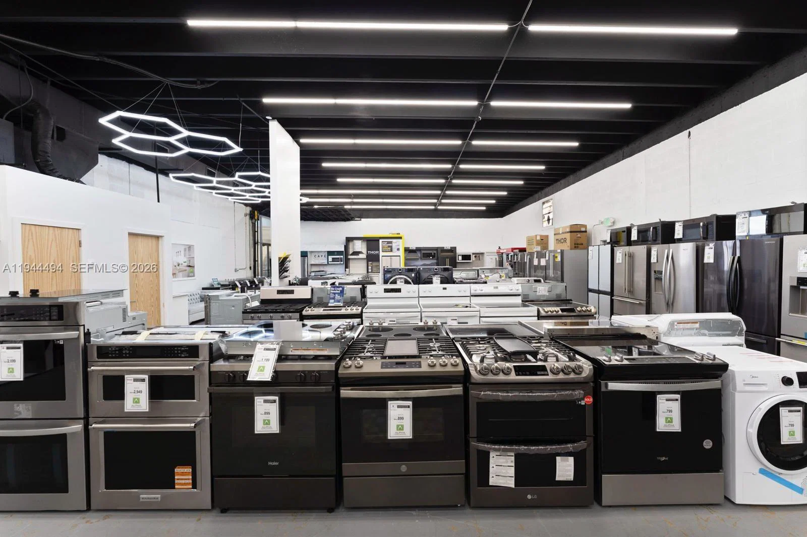 Turnkey Appliance Retailer with Established Supplier Relationships