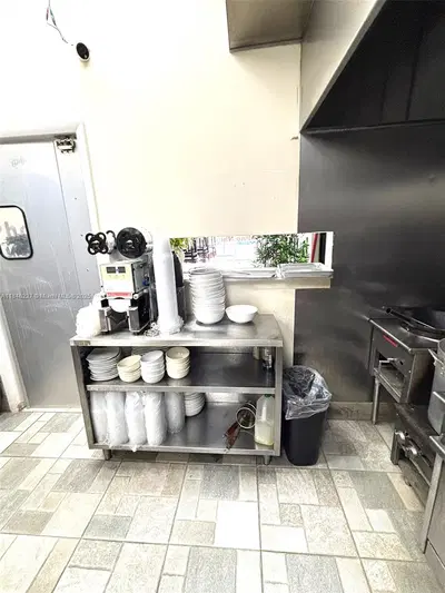 Thriving Vietnamese Restaurant with High Volume Operations