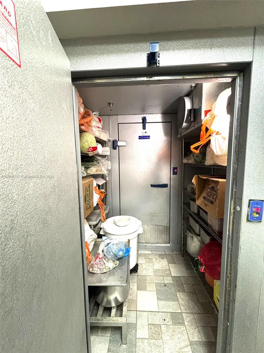 Thriving Vietnamese Restaurant with High Volume Operations