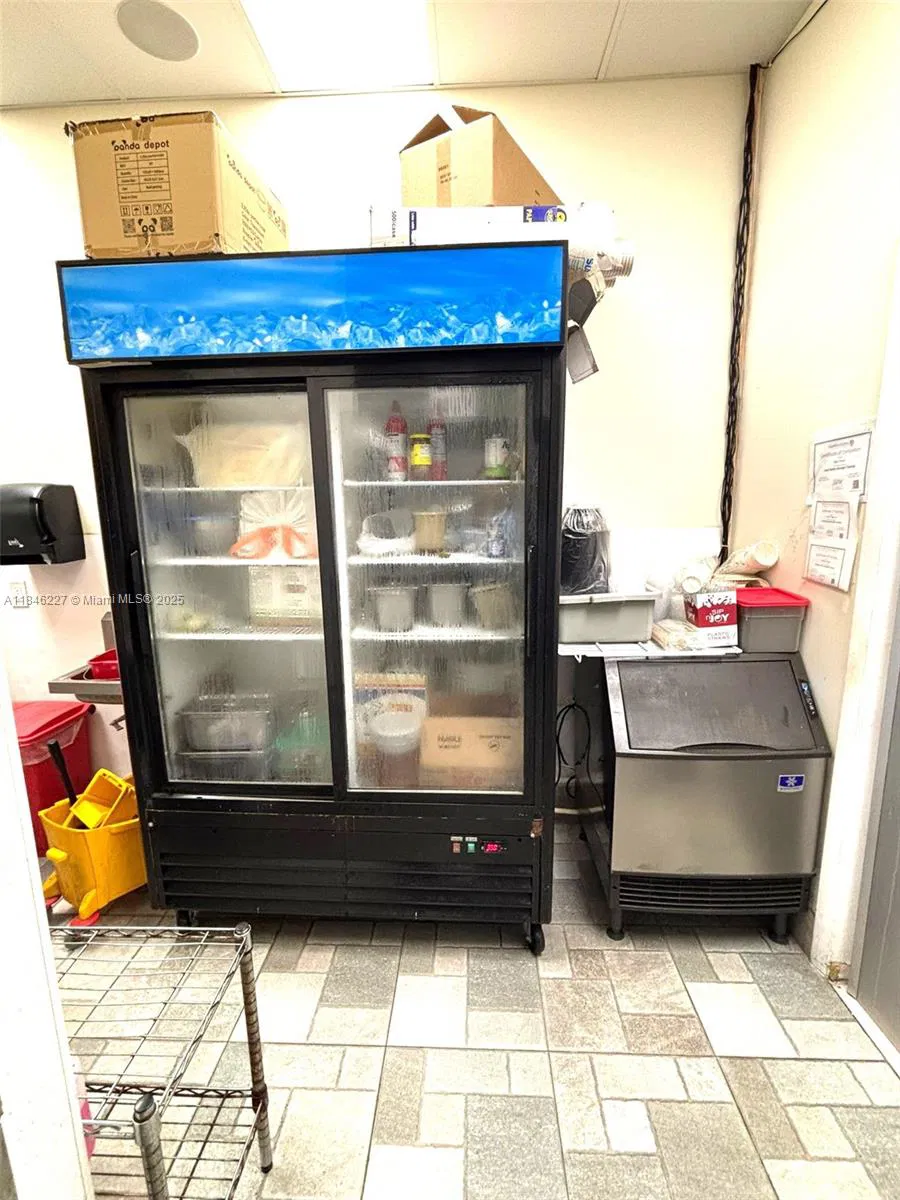 Thriving Vietnamese Restaurant with High Volume Operations