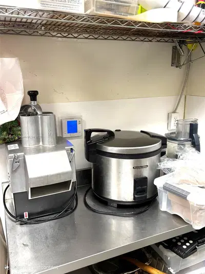 Thriving Vietnamese Restaurant with High Volume Operations