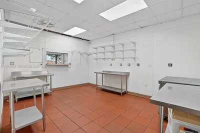 Turnkey Kosher Commercial Bakery with Below Market Rent