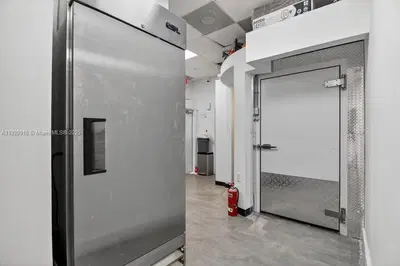 Turnkey Bakery with Prime Location and Modern Equipment