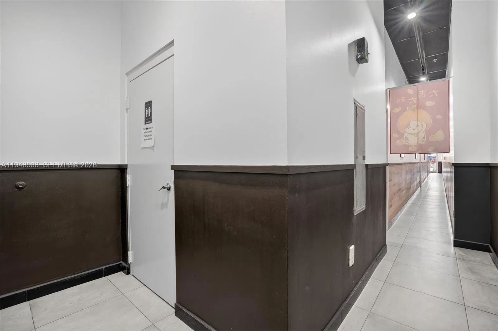 Turnkey Boba Tea Shop with High Traffic Location