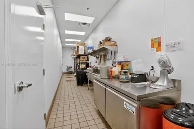 Turnkey Boba Tea Shop with High Traffic Location