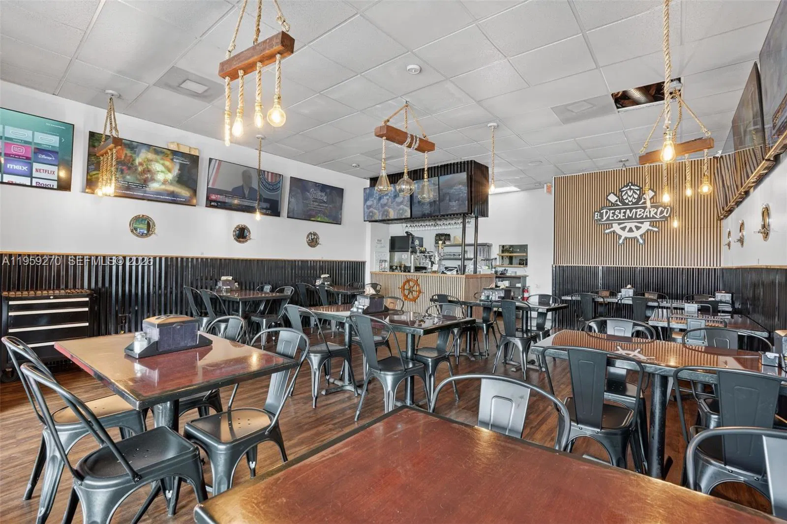 Turnkey Restaurant Asset Sale with High Traffic Location