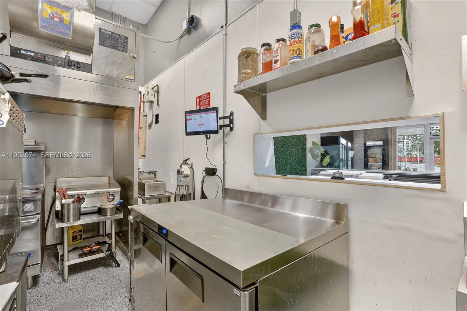 Turnkey Downtown Cafe with High Foot Traffic