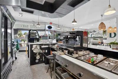 Turnkey Restaurant with Prime East Fort Lauderdale Location