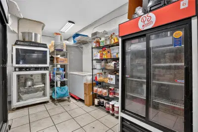 Turnkey Restaurant with Prime East Fort Lauderdale Location