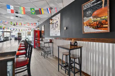 Profitable Gourmet Burger Restaurant with 2COP License