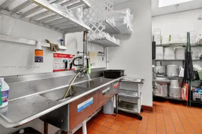 Complete Restaurant and Bar Assets with 4COP License