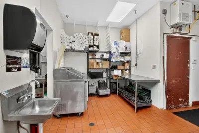 Complete Restaurant and Bar Assets with 4COP License