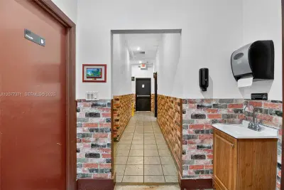 Complete Restaurant and Bar Assets with 4COP License