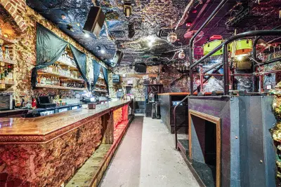 Established Nightlife Bar with Strong Brand Recognition