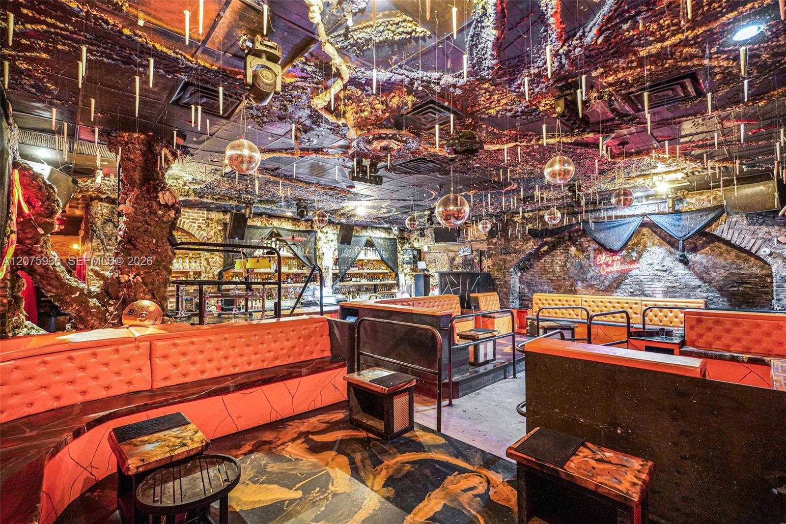 Established Nightlife Bar with Strong Brand Recognition