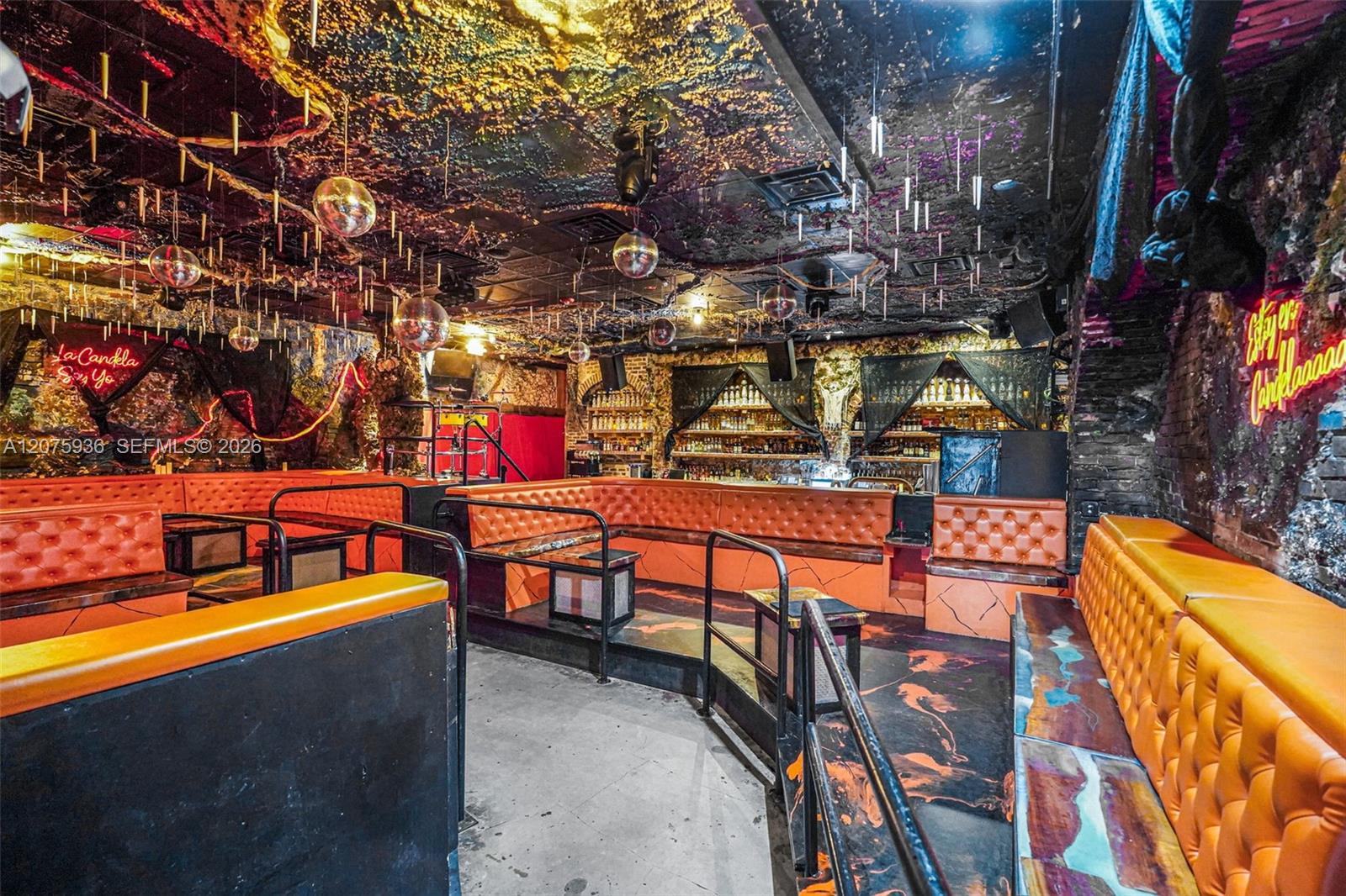 Established Nightlife Bar with Strong Brand Recognition