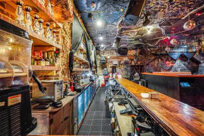 Established Nightlife Bar with Strong Brand Recognition