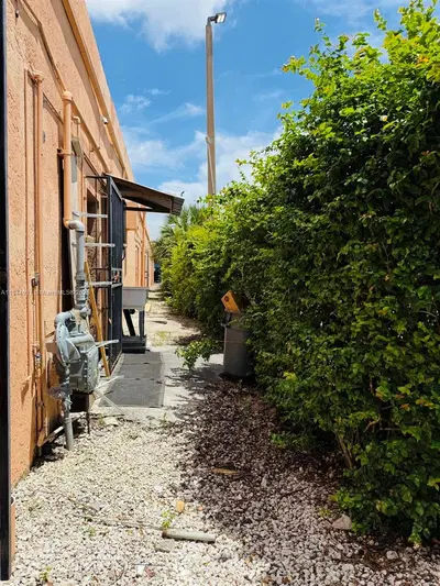 Thriving Restaurant with Loyal Customer Base