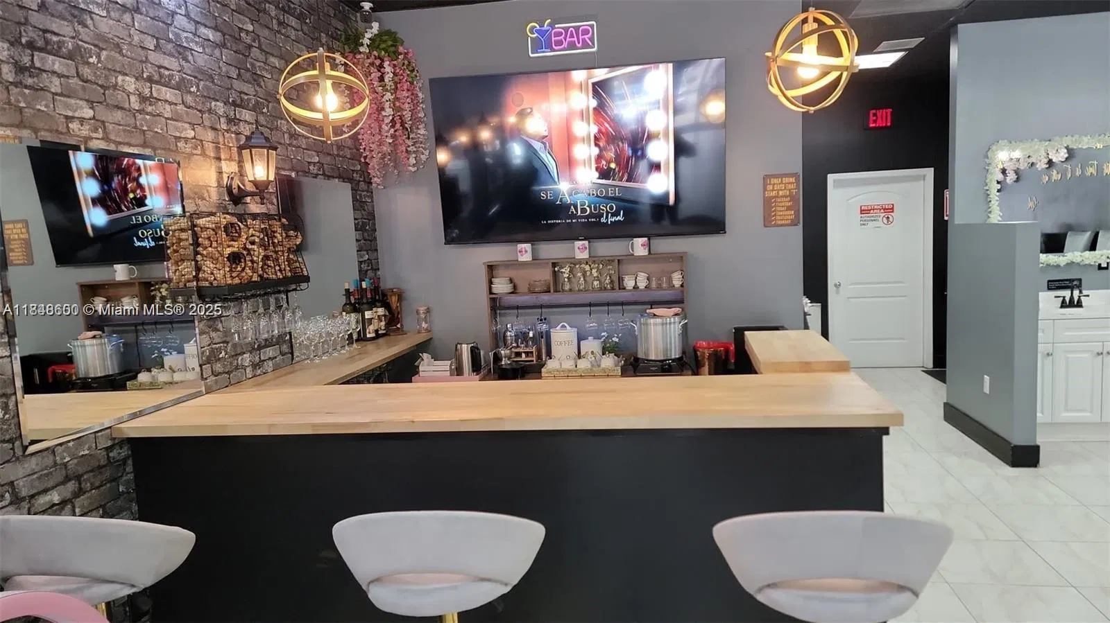 Thriving Service Business with Prime Location