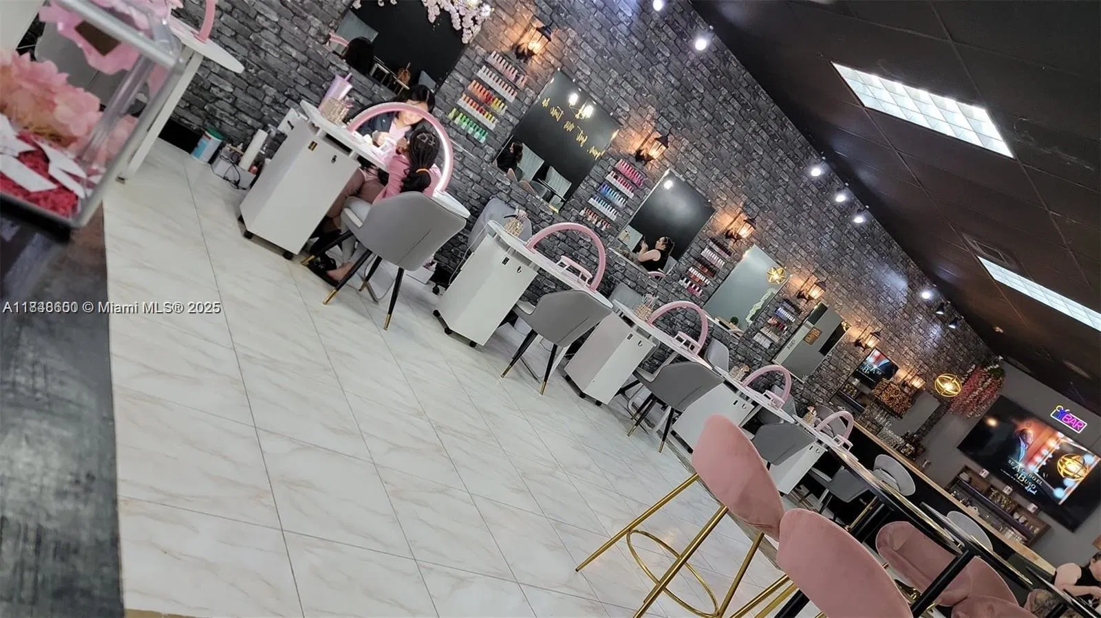 Thriving Service Business with Prime Location