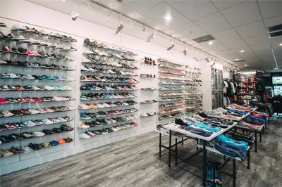 Premier Sneaker and Streetwear Boutique with Strong Brand Influence