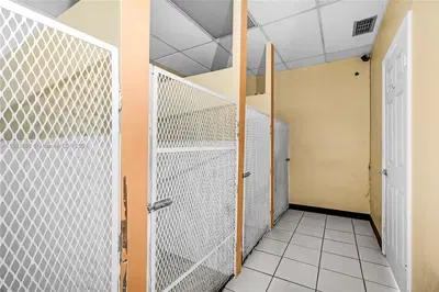 Thriving Pet Grooming Business with Expansion Potential