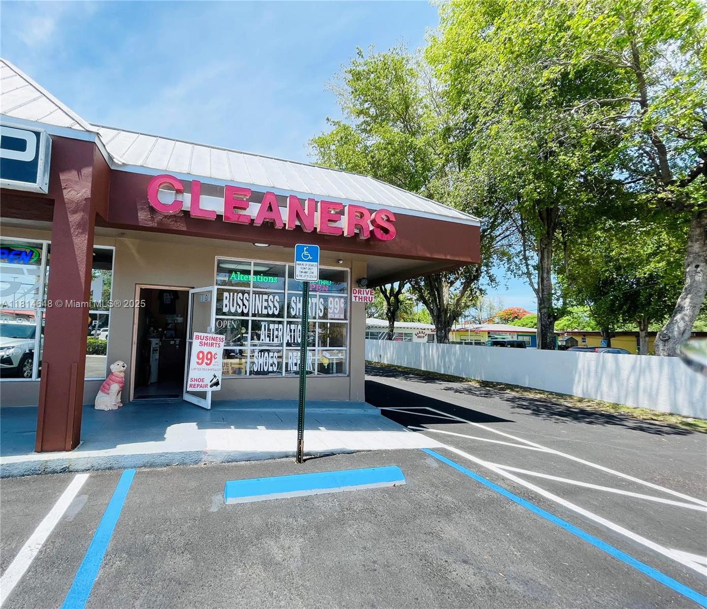 Established Dry Cleaner with Multiple Locations