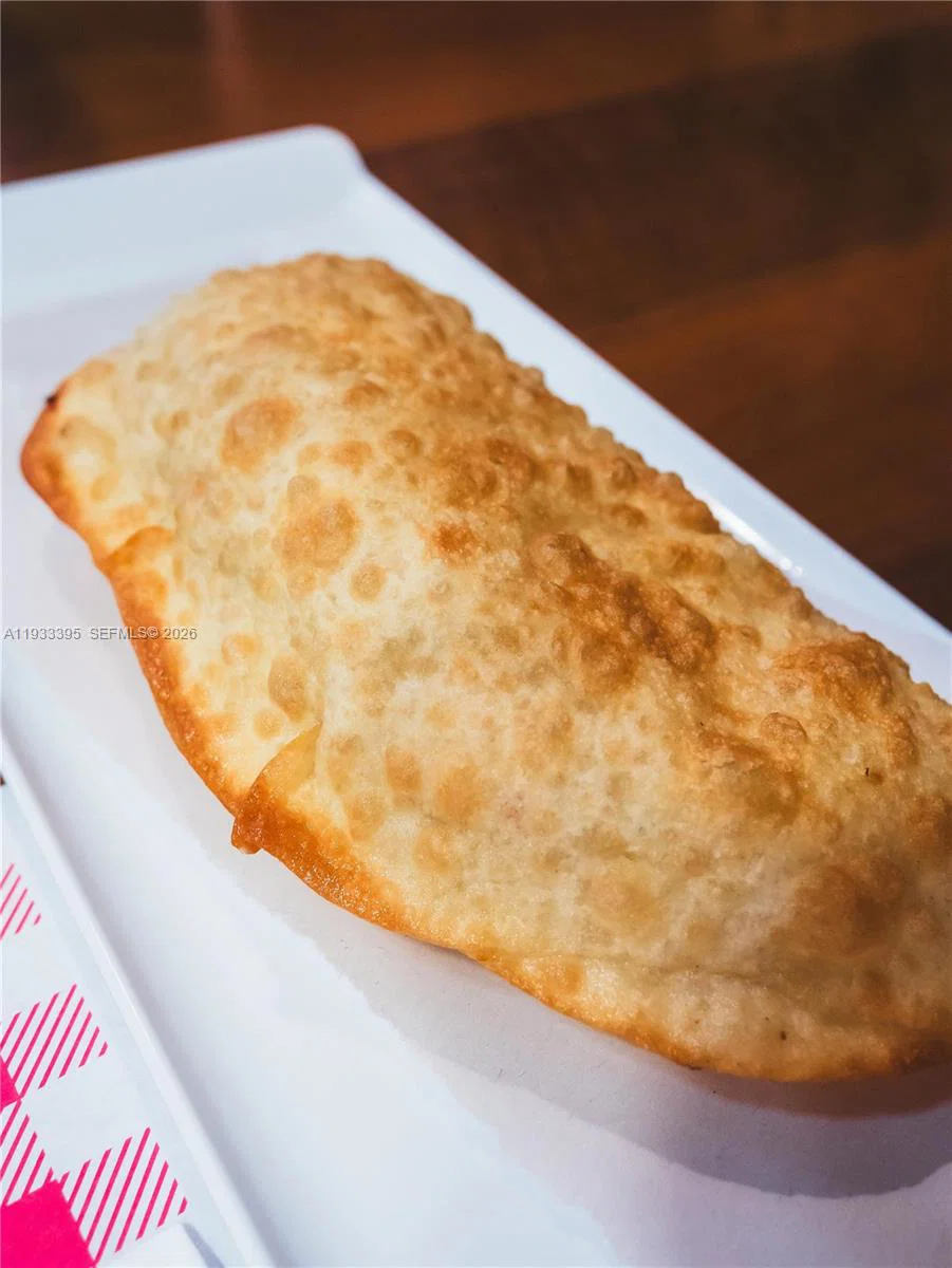 Growing Restaurant Concept with Two Prime Locations