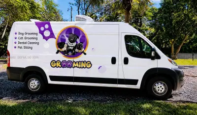 Thriving Mobile Pet Grooming Business with 700 Active Clients