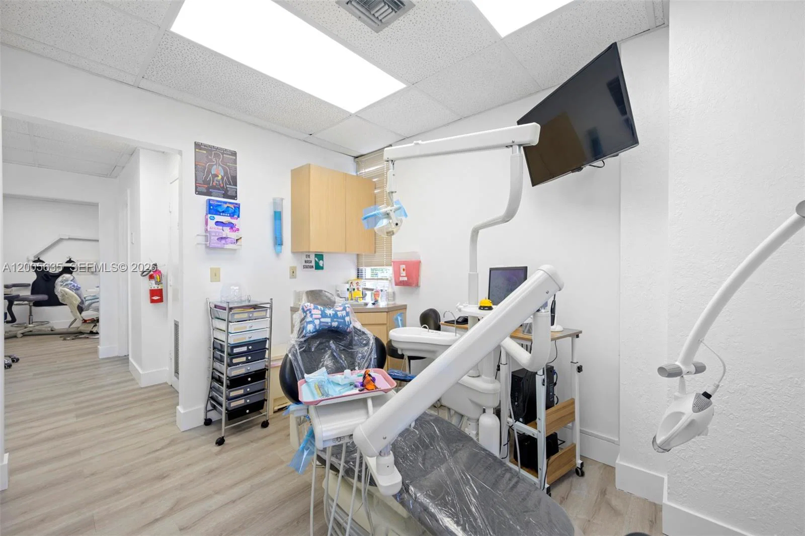 Turnkey Dental Practice with Loyal Patient Base