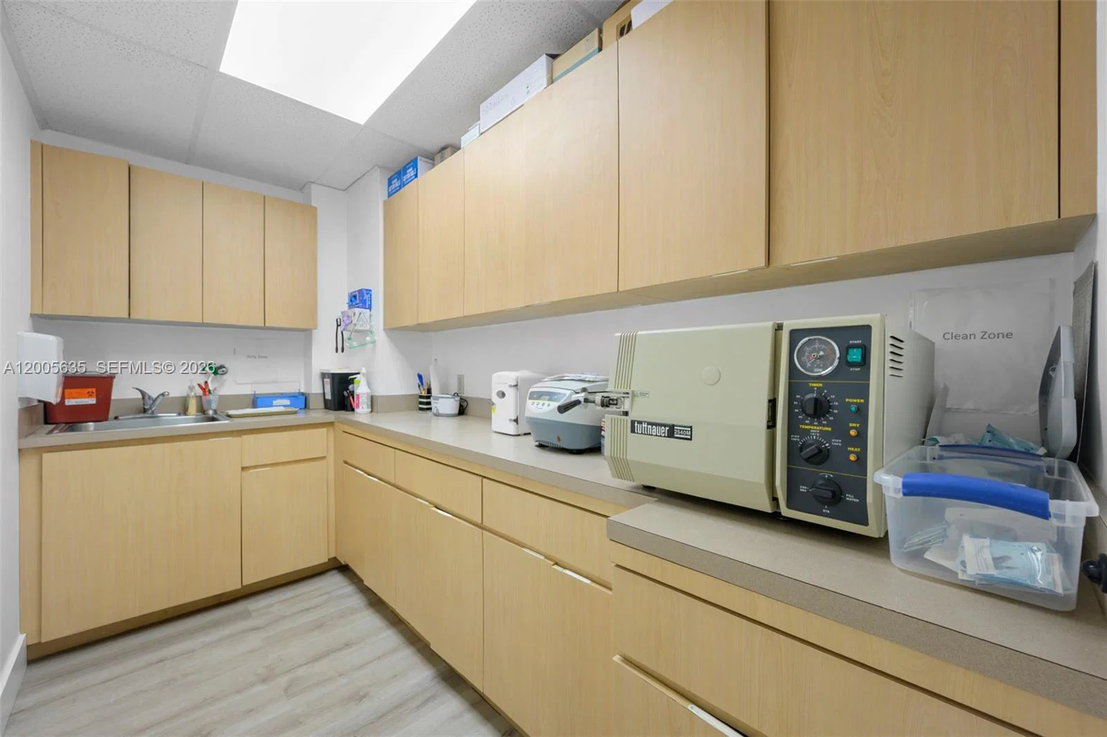 Turnkey Dental Practice with Loyal Patient Base