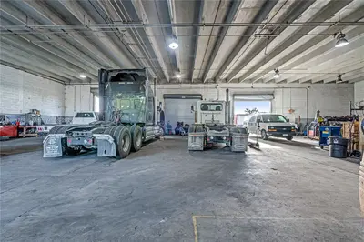 Established Truck Repair Company with Significant Growth Potential