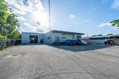 Established Truck Repair Company with Significant Growth Potential