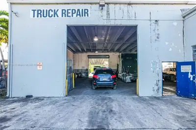 Established Truck Repair Company with Significant Growth Potential