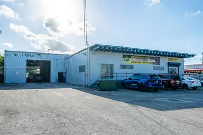 Established Truck Repair Company with Significant Growth Potential