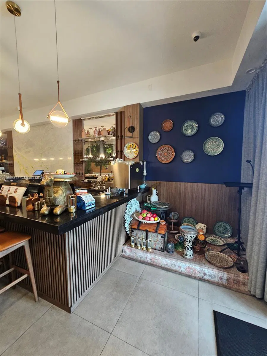 High Potential Restaurant with Exclusive Cuisine