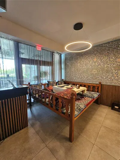 High Potential Restaurant with Exclusive Cuisine