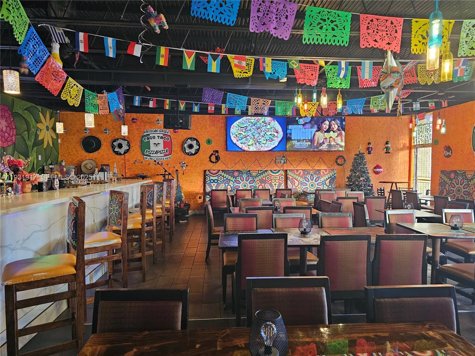 Profitable Dual Concept Restaurant with Loyal Clientele