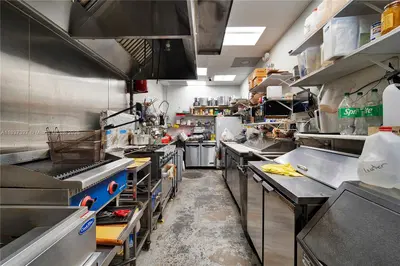 Turnkey Restaurant with Full Liquor License