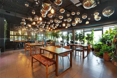 Turnkey Restaurant with Full Liquor License