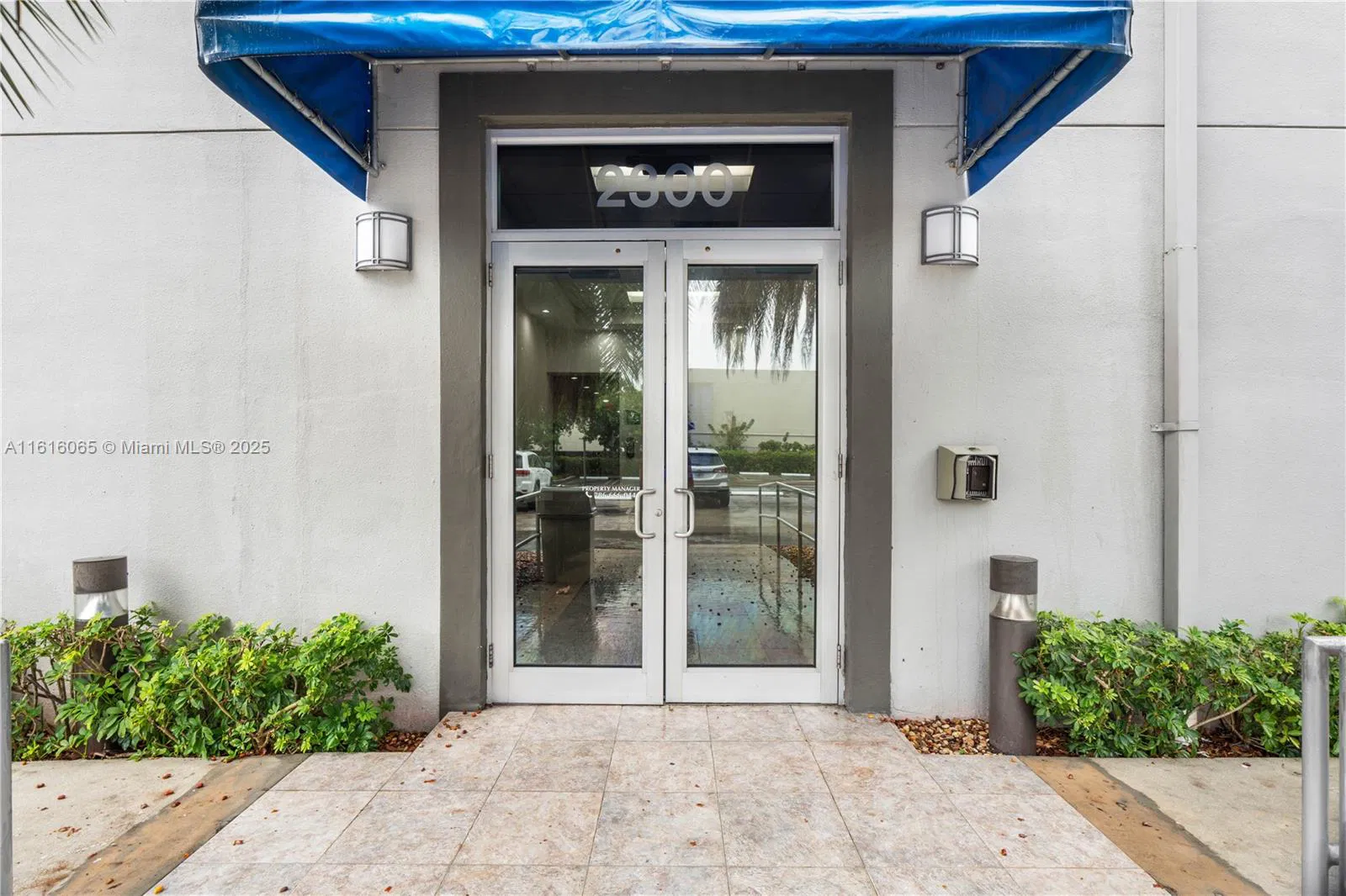 Turnkey Barbershop with Prime Location