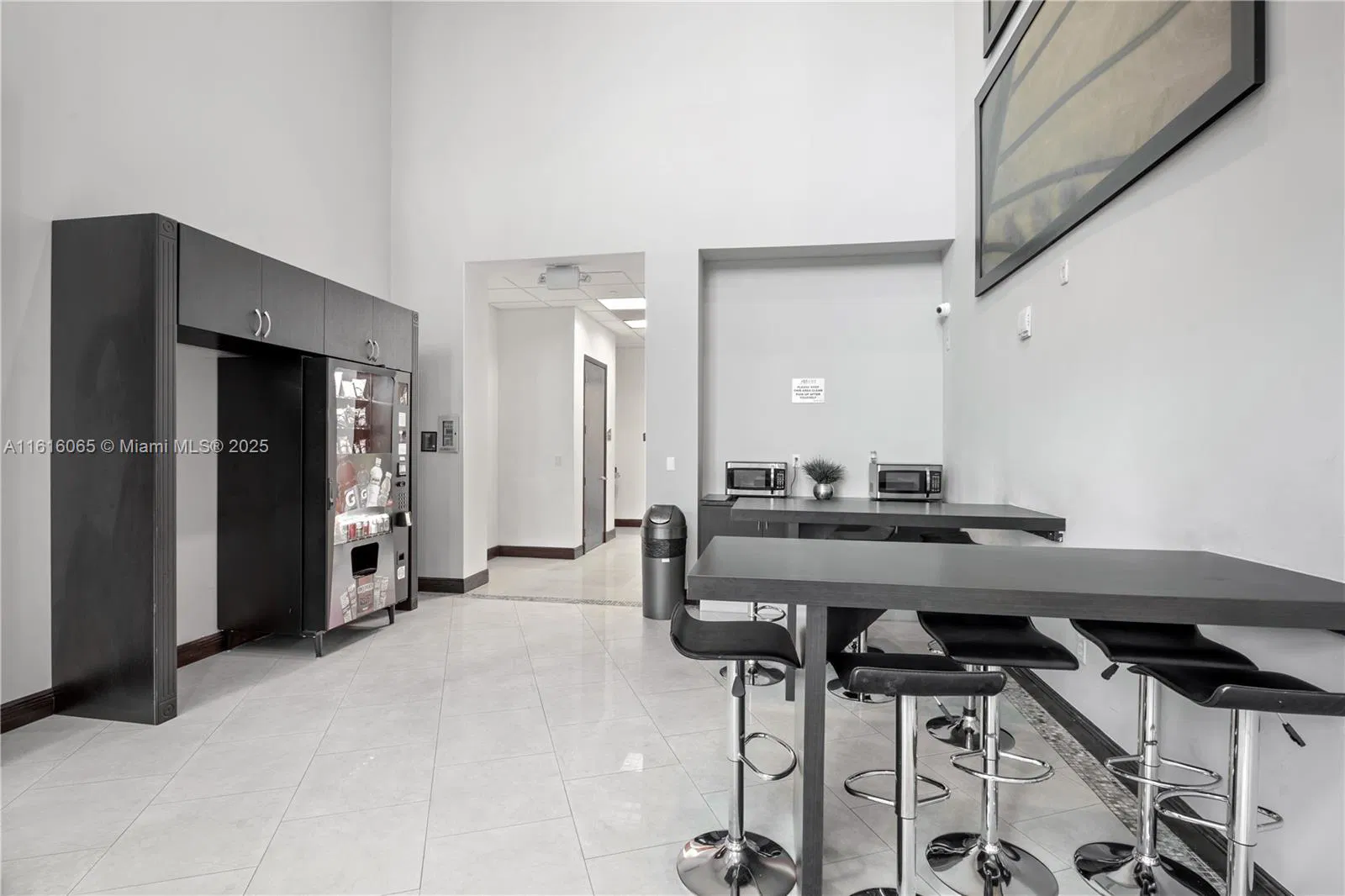 Turnkey Barbershop with Prime Location