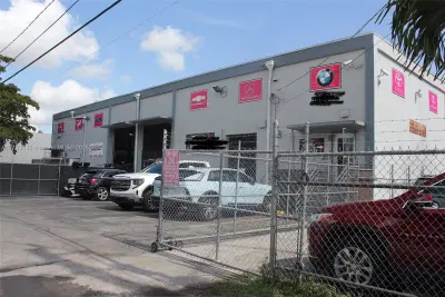 Turnkey Auto Body Shop with Active Paint Booth